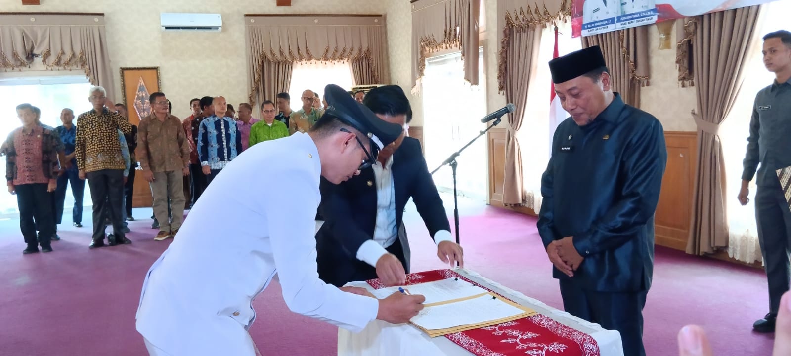 Sekretaris Daerah Tanjung Jabung Timur Melantik 16 Pejabat Administrator, Pengawas, dan Fungsional Tertentu