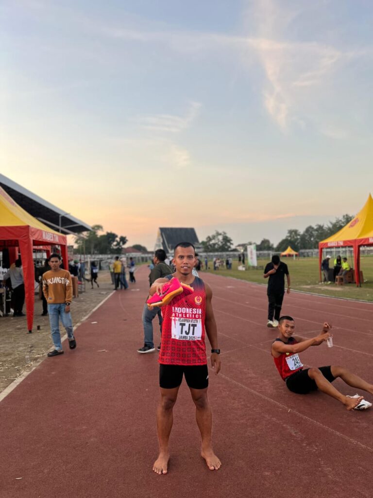 Ade Mardian Syahputra, S.Or Guru SDN 165/X Catur Rahayu Sumbang Empat Medali Untuk Tanjab Timur