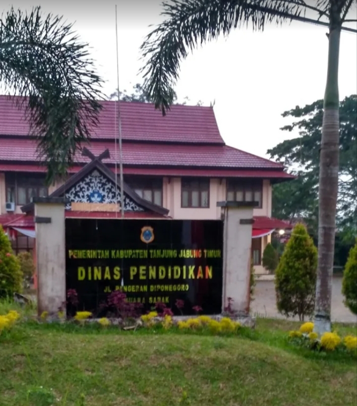 Aksi Penyampaian Pemecatan Kadis Pendidikan Tanjab Timur Syafarudin Terkesan Sepihak Pemaksaan Kehendak
